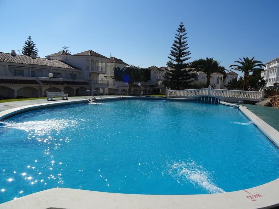 Al203 Centrico, Piscina Y Garaje Al203